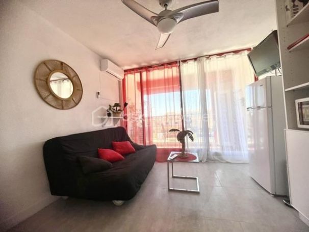 A louer STUDIO NEUF  19 M2 TERRASSE BORD DE MER LE GRAU DU ROI