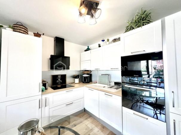 A louer APPARTEMENT DE PRESTIGE T3 62 M2 TERRASSE  AURIBEAU SUR SIAGNE