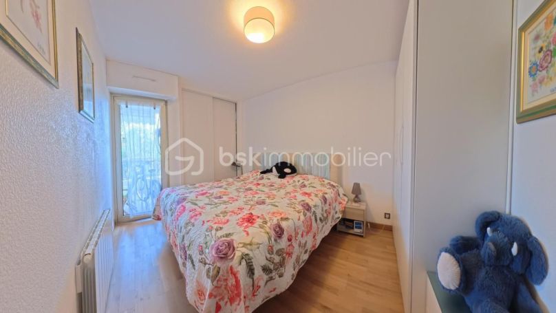 A louer APPARTEMENT T2 49 M2 TERRASSE BORD DE MER GOLFE JUAN