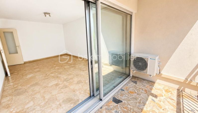 A louer APPARTEMENT T2 51 M2 TERRASSE  VENCE