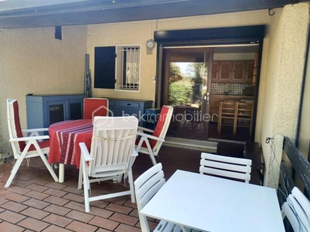 A louer STUDIO NEUF  18 M2 TERRASSE PLAGE à PIED SOULAC SUR MER