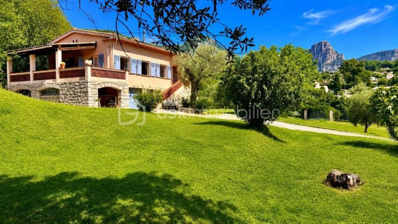 A louer MAISON  4 PIECES 109 M2  VENCE