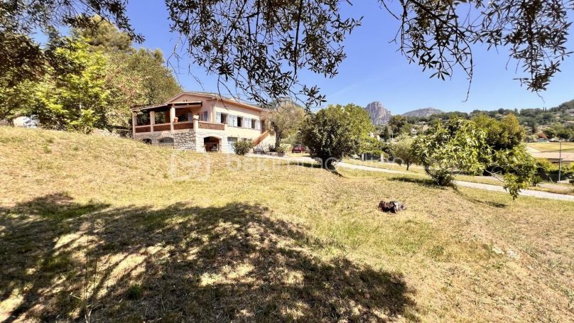 A louer MAISON  4 PIECES 109 M2  VENCE