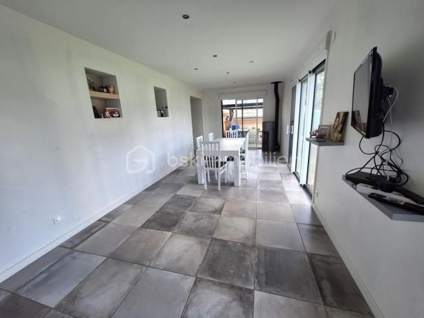 A louer MAISON  CONTEMPORAINE  LE CELLIER