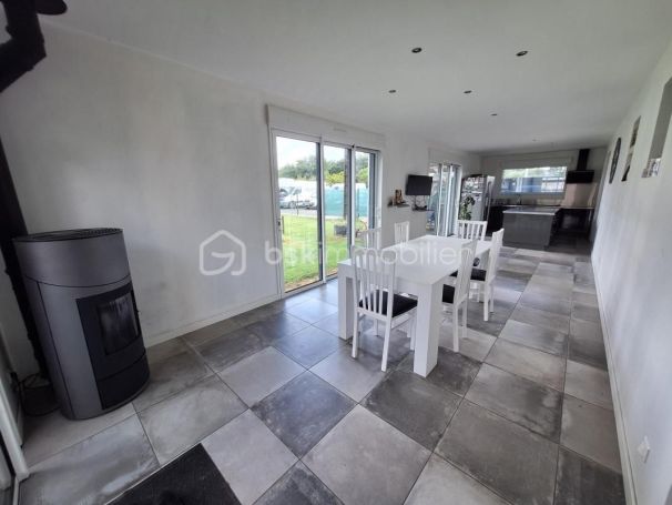 A louer MAISON  CONTEMPORAINE  LE CELLIER