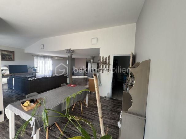 A louer MAISON  5 PIECES 125 M2  PUIMISSON