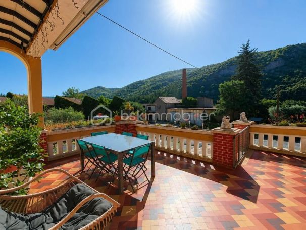 A vendre MAISON  DE MAîTRE  SAINT PONS DE THOMIERES