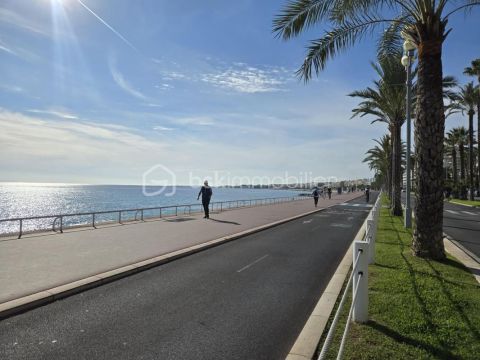 A louer APPARTEMENT DE PRESTIGE T2 55 M2 TERRASSE VUE MER NICE