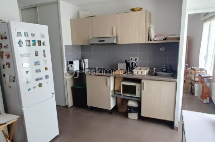 A louer APPARTEMENT T3 53 M2 BORD DE MER LA SEYNE SUR MER