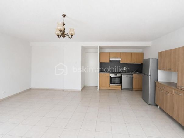 A louer APPARTEMENT DUPLEX T4 91 M2 TERRASSE  LISIEUX