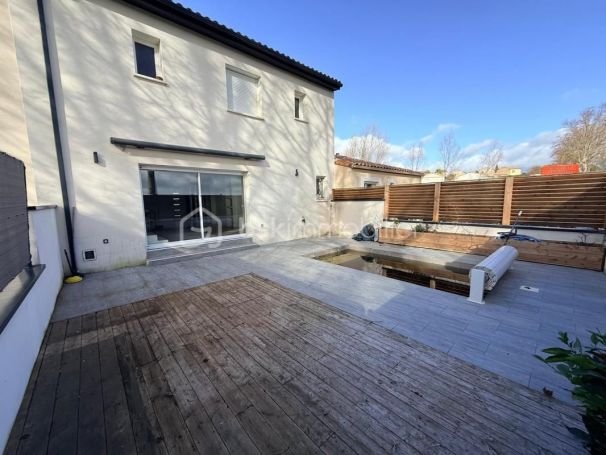 A louer MAISON  4 PIECES 107 M2  NEBIAN