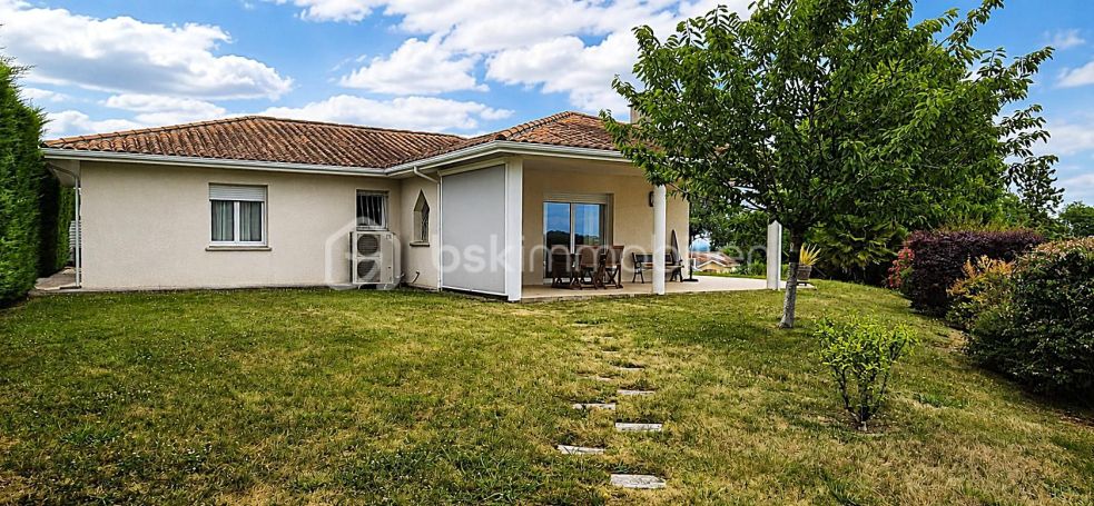 A louer MAISON  4 PIECES 101 M2  ESTIBEAUX