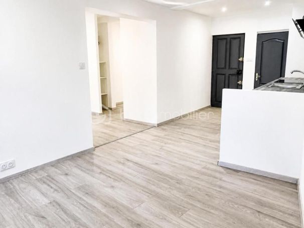 A louer APPARTEMENT T2 40 M2 BORD DE MER BARGEMON
