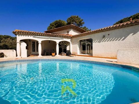 A louer MAISON  6 PIECES 138 M2 BORD DE MER AGDE
