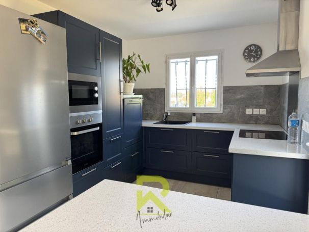 A louer MAISON  5 PIECES 140 M2  ABEILHAN