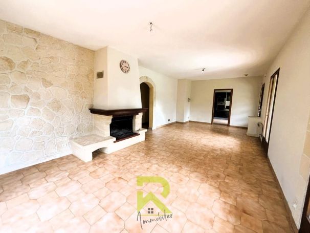 A louer MAISON  7 PIECES 155 M2  FLORENSAC