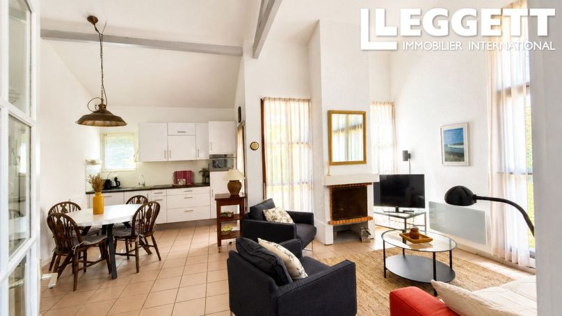 A louer MAISON  3 PIECES 69 M2  SALLES