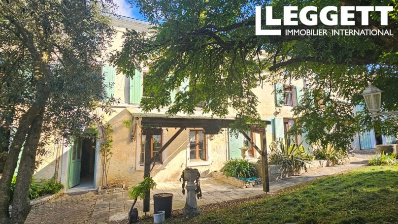 A louer LONGèRE  10 PIECES 270 M2  BENET