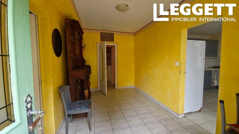 A louer LONGèRE  10 PIECES 270 M2  BENET