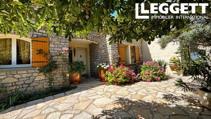 A vendre MAISON  8 PIECES 165 M2  SAINT PRIVAT DES VIEUX