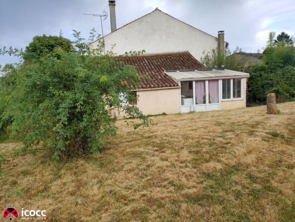A louer GîTE  SAINT LAURENT DE LA SALLE