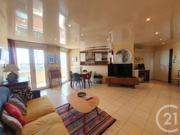 A louer APPARTEMENT T3 73 M2  MONTPELLIER