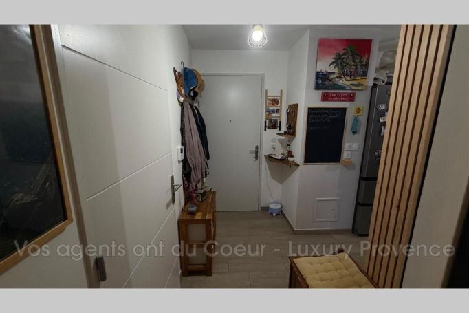 A louer APPARTEMENT T3 62 M2 TERRASSE  GARDANNE