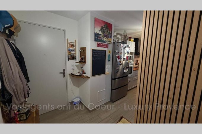A louer APPARTEMENT T3 62 M2 TERRASSE  GARDANNE