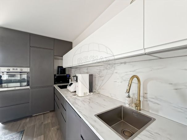 A louer APPARTEMENT T4 85 M2  NANTES