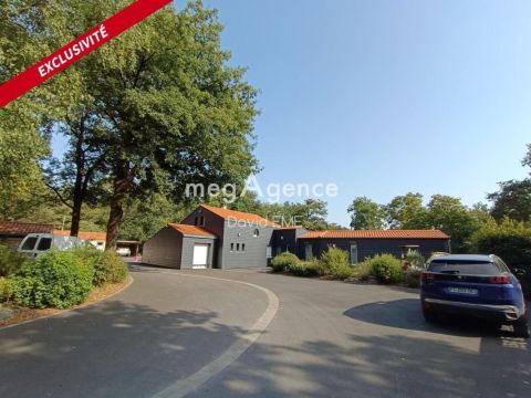A louer MAISON 9 PIECES 192 M2 BORD DE MER SAINT GILLES CROIX DE VIE