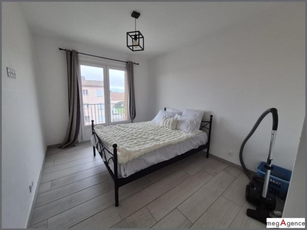 A louer APPARTEMENT T3 60 M2  LE LUC