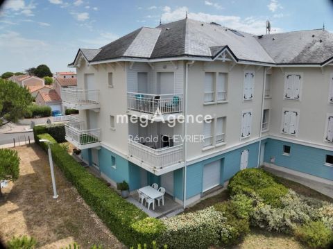 A louer APPARTEMENT T3 55 M2 TERRASSE BORD DE MER SAINT GILLES CROIX DE VIE