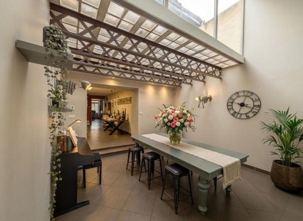 A louer LOFT  4 PIECES 140 M2  BEGUEY