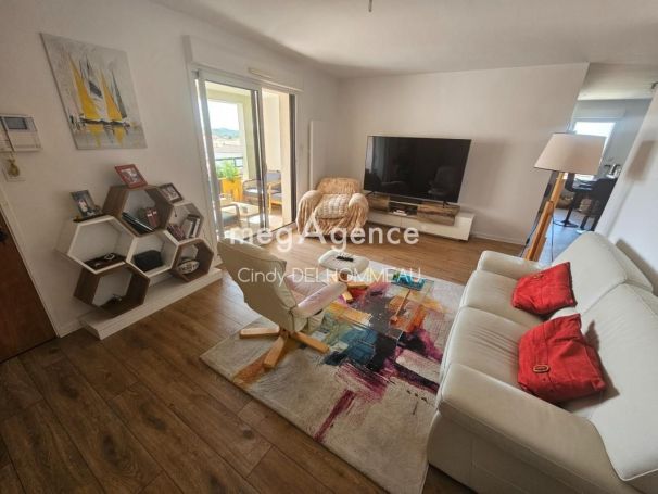A louer APPARTEMENT DUPLEX T3 79 M2 BORD DE MER OLONNE SUR MER