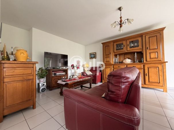 A louer APPARTEMENT T3 70 M2  SAINT LAURENT BLANGY