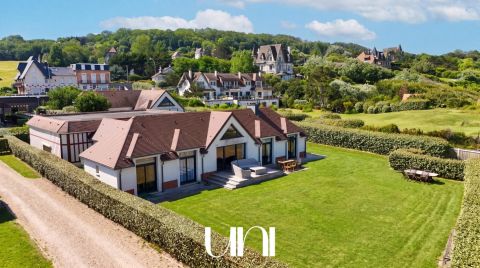 A louer MAISON  D'ARCHITECTE PIEDS DANS L'EAU DEAUVILLE