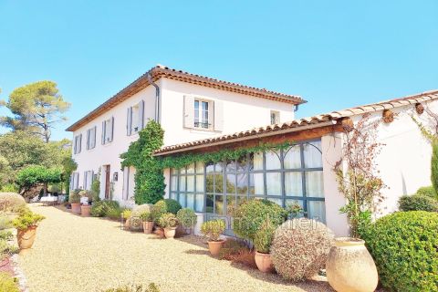 A louer MAISON  D'ARCHITECTE  LORGUES