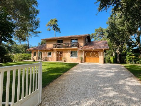 A louer MAISON 9 PIECES 260 M2 SOORTS HOSSEGOR