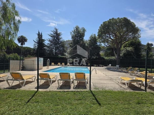 A louer APPARTEMENT T4 85 M2 TERRASSE BORD DE MER CAGNES SUR MER
