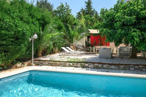 A louer MAISON  CONTEMPORAINE BORD DE MER CAGNES SUR MER