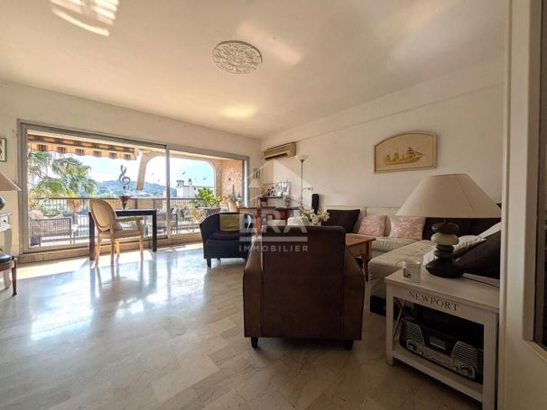 A louer APPARTEMENT T2 60 M2 BORD DE MER CAGNES SUR MER