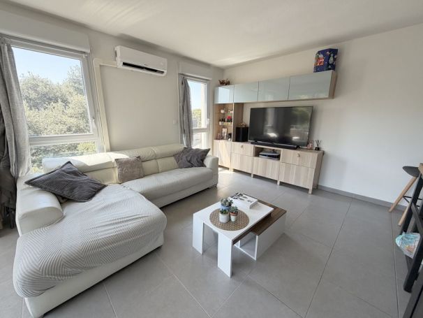 A louer APPARTEMENT T4 79 M2  MARSEILLE 13EME