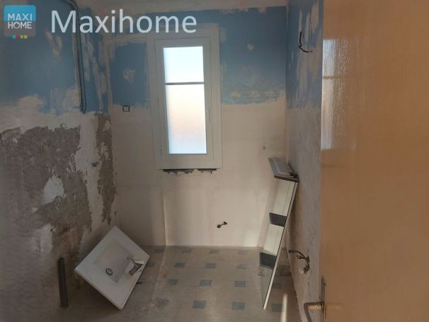 A louer APPARTEMENT T5 167 M2 TERRASSE BORD DE MER BARBATRE