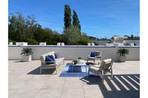 A louer APPARTEMENT DUPLEX DE PRESTIGE T4 81 M2 TERRASSE BORD DE MER LA GRANDE MOTTE