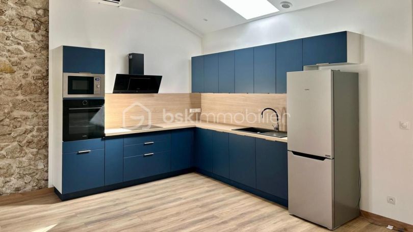 A louer APPARTEMENT T5 115 M2  BEZIERS