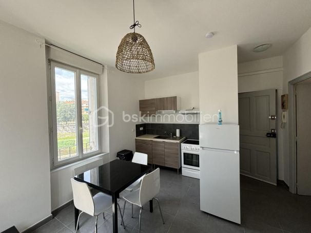 A louer APPARTEMENT T2 28 M2  ALES