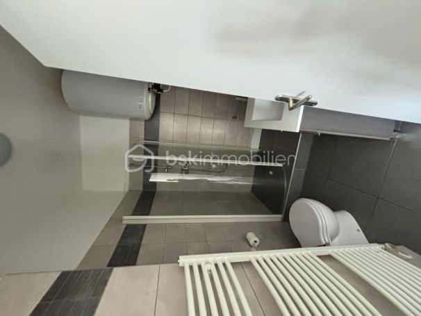A louer APPARTEMENT T2 28 M2  ALES