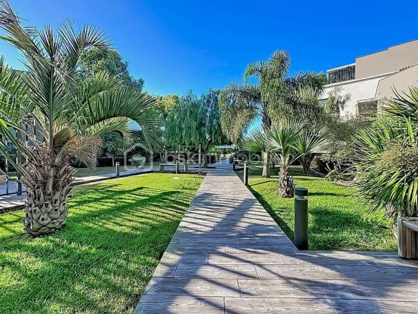 A louer APPARTEMENT T2 45 M2 TERRASSE BORD DE MER PEROLS