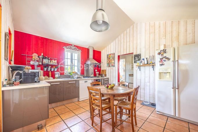 A louer MAISON  DE MAîTRE  LIEZ