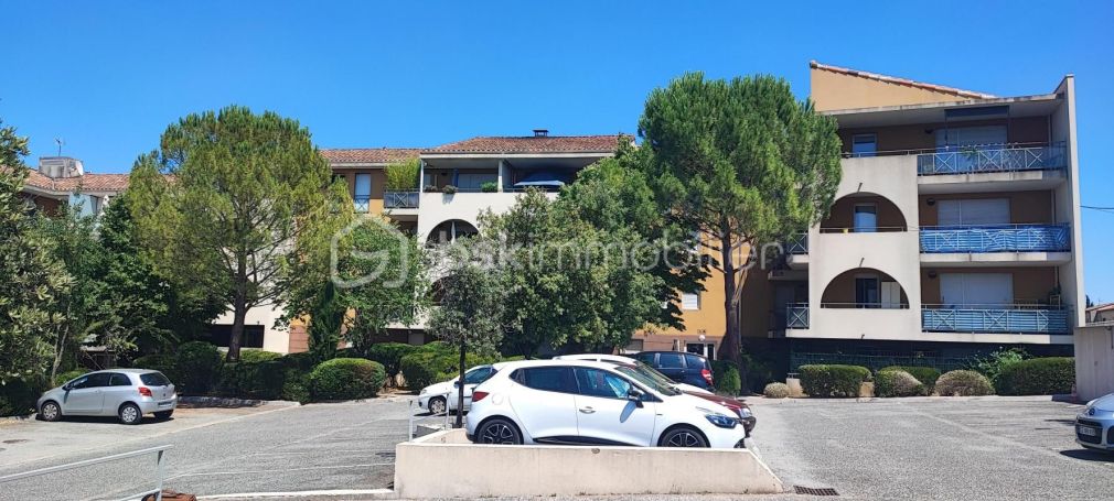 A louer APPARTEMENT NEUF T3 76 M2 TERRASSE  BRIGNOLES